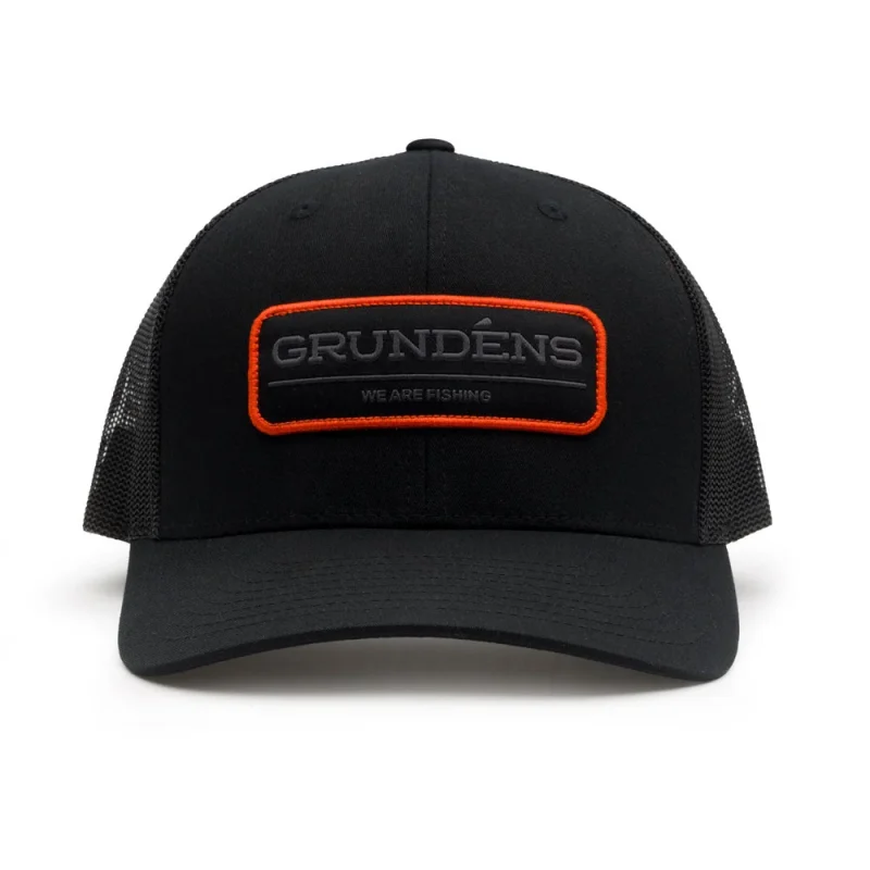 GRUNDENS We Are Fishing Trucker Solid Black